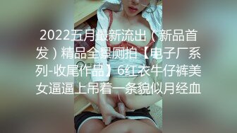 CD大师商场尾随偷拍几个美女裙底风光??白裙美女粉内正面蕾丝花纹微透